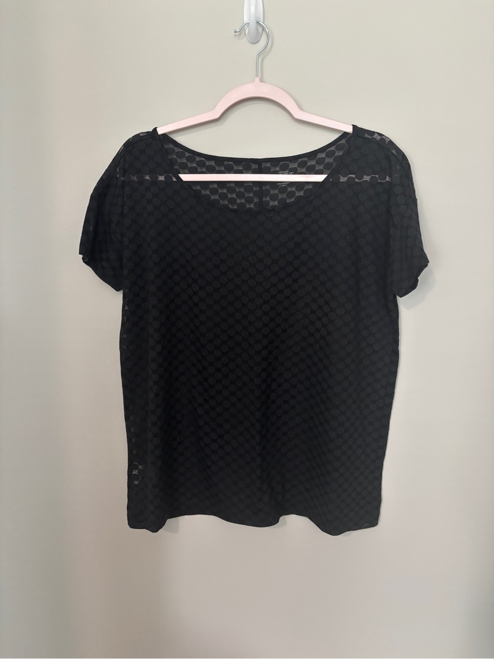 LOFT Black Short Sleeve Dot Sheer Overlay Tee - Size M - PTP 22” -Length 25”